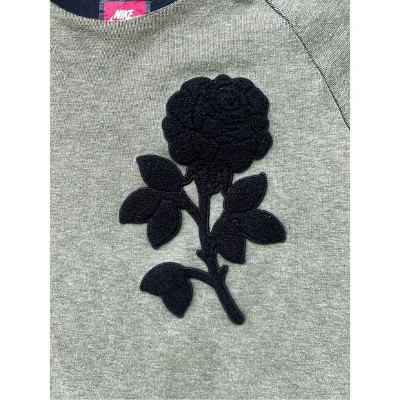 Nike Tech Small olive green Fleece Crewneck Black Rose sweatshirt unique - Picture 9 of 10